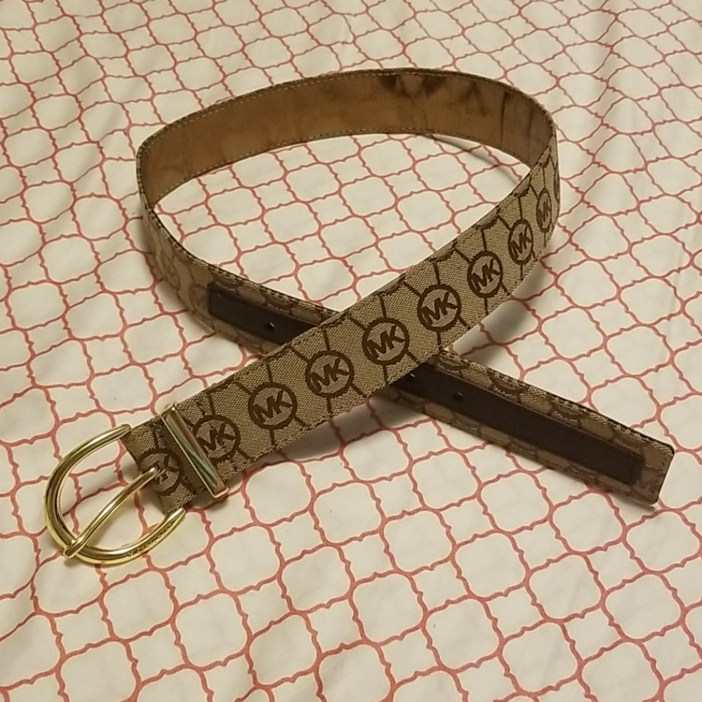 Michael kors logo belt